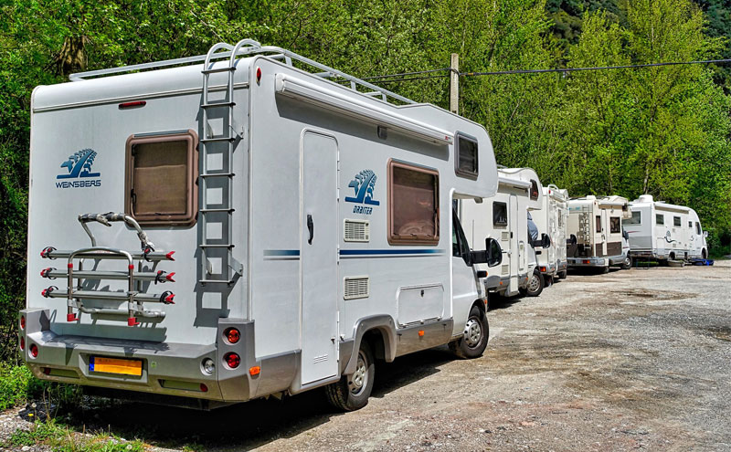 travel trailer vs tent trailer