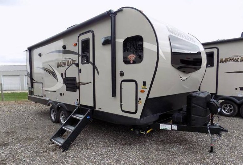 9 Best Travel Trailers With Outdoor Kitchens Survival