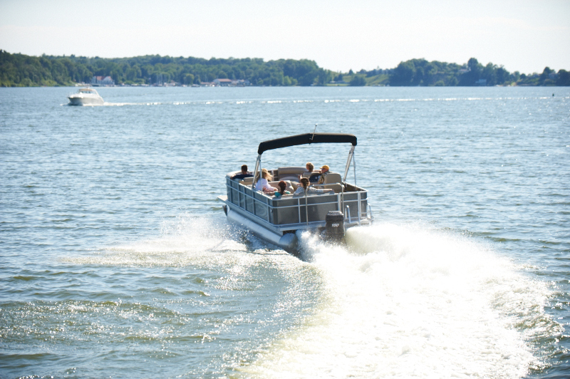 33 Pontoon Boat Gifts and Ideas for Pontoon Lovers