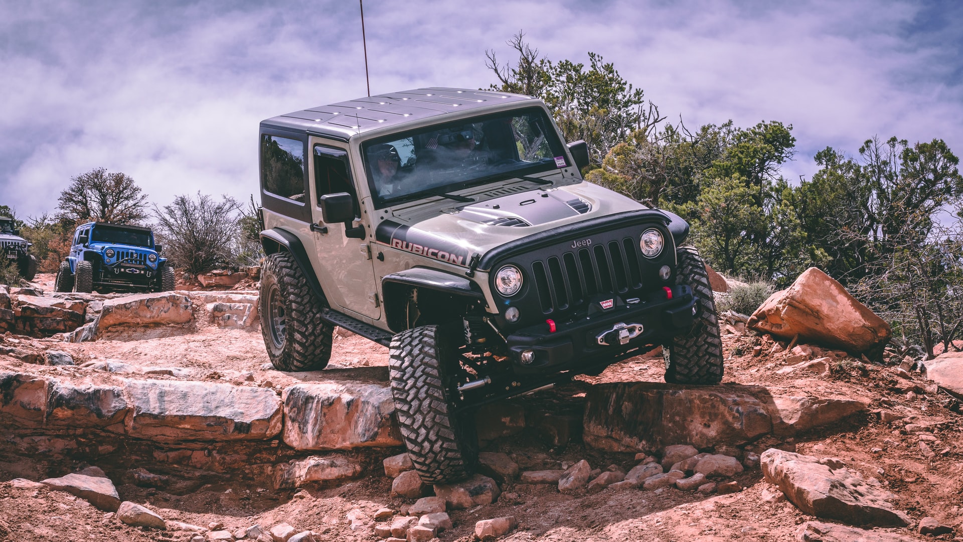 How Much Does a Jeep Hardtop Weigh?