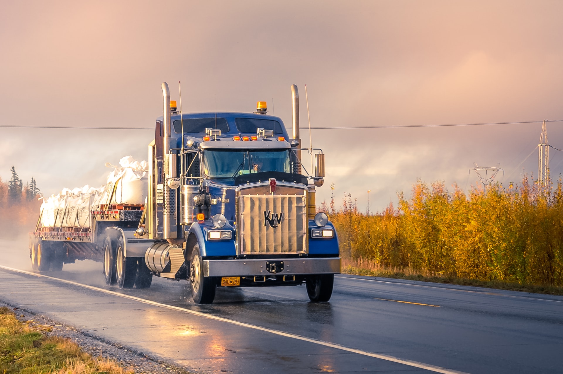 How Many Miles Can a Truck Driver Drive in a Day?