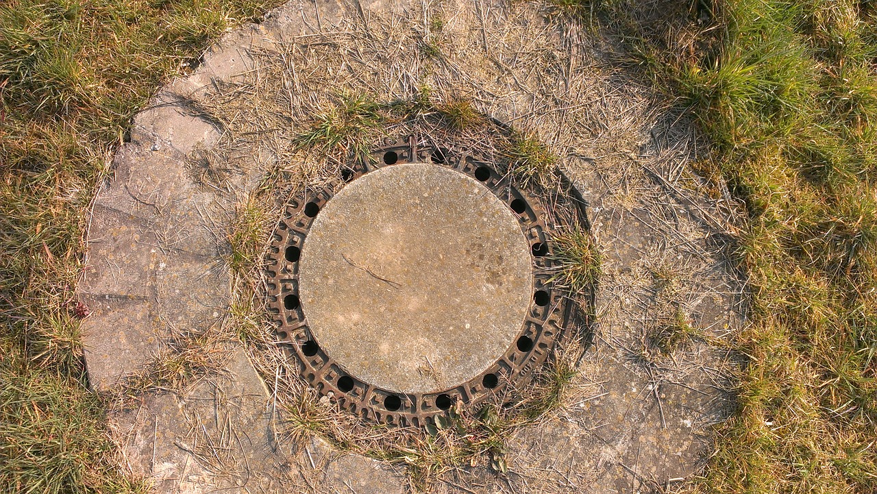 How to Remove Septic Tank Lid: The Ultimate Step-by-Step Guide!
