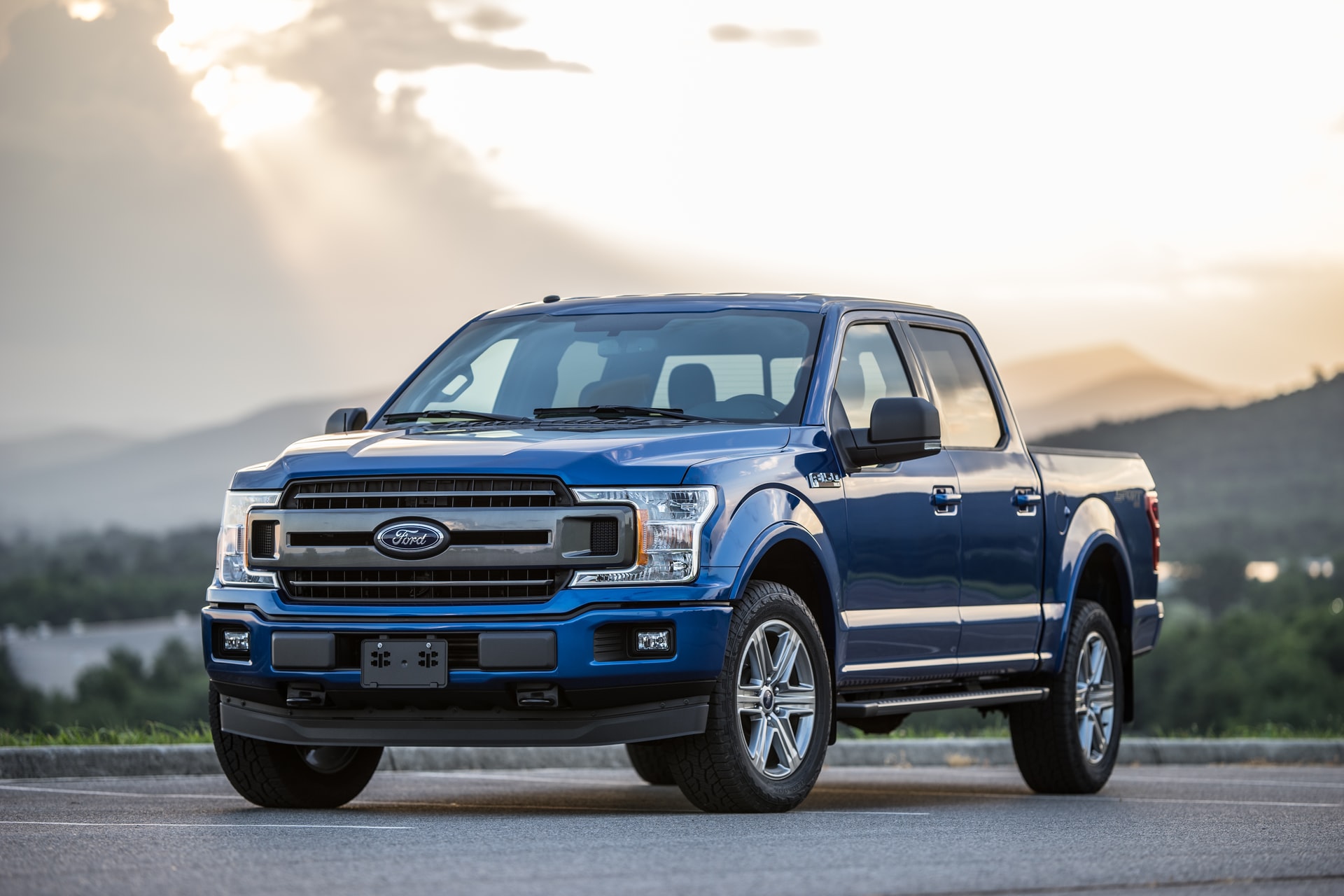 The 5 Best F-150 Leveling Kits in 2023