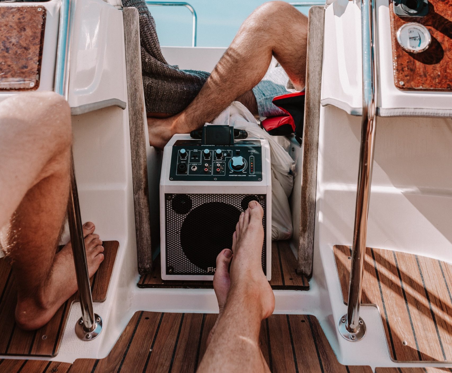 The 5 Best Pontoon Boat Speakers in 2023