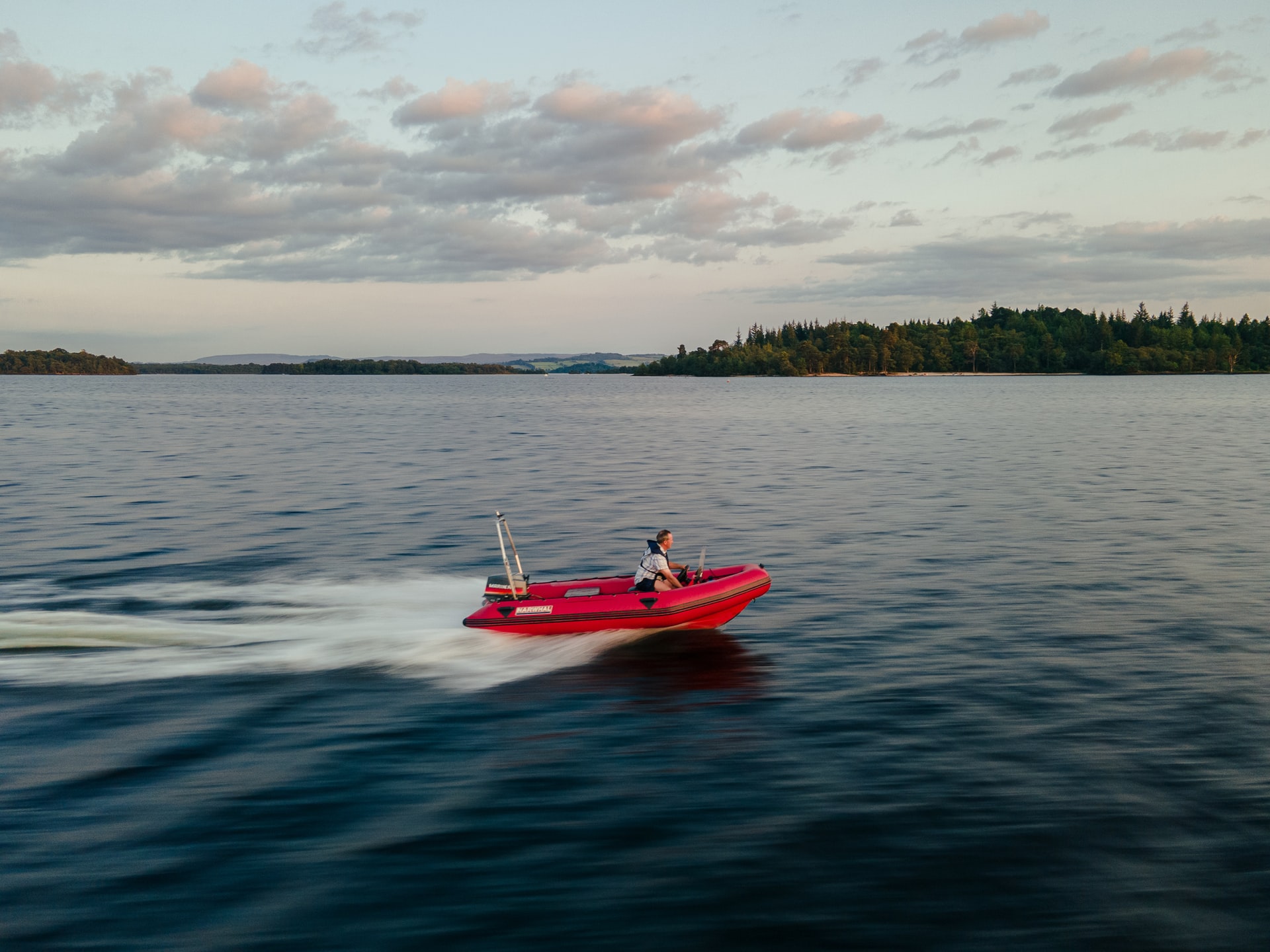 The 3 Best Inflatable Pontoon Boat in 2023