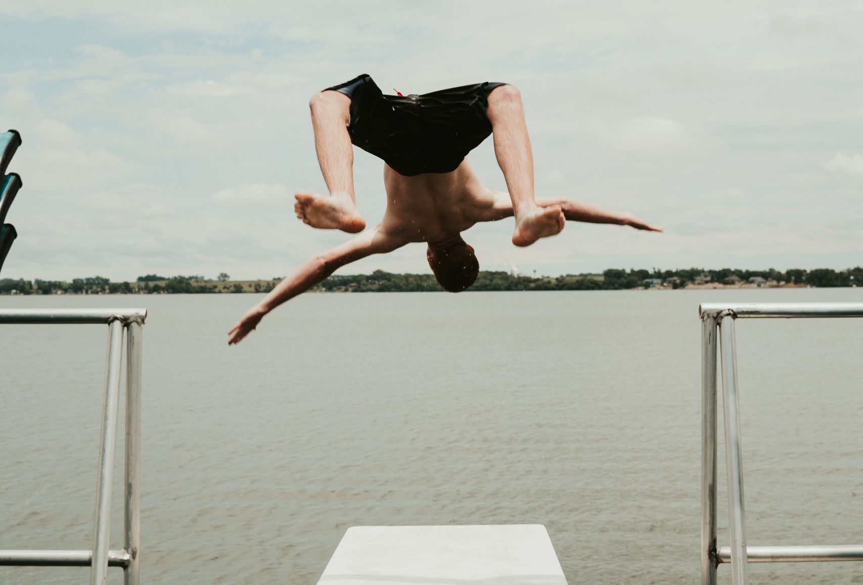 The 3 Best Pontoon Boat Diving Boards
